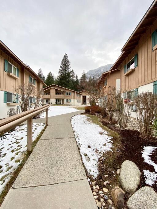Apartmán Walk To Downtown Leavenworth * Sleeps 6 + Pets * Ground Level Gem! Exteriér fotografie
