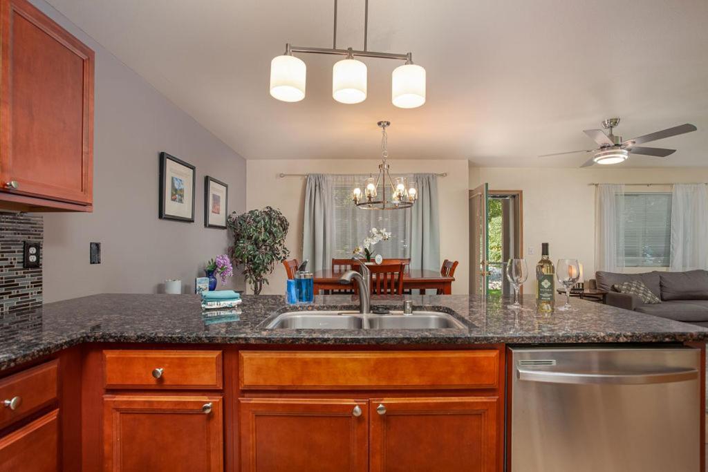 Apartmán Walk To Downtown Leavenworth * Sleeps 6 + Pets * Ground Level Gem! Exteriér fotografie