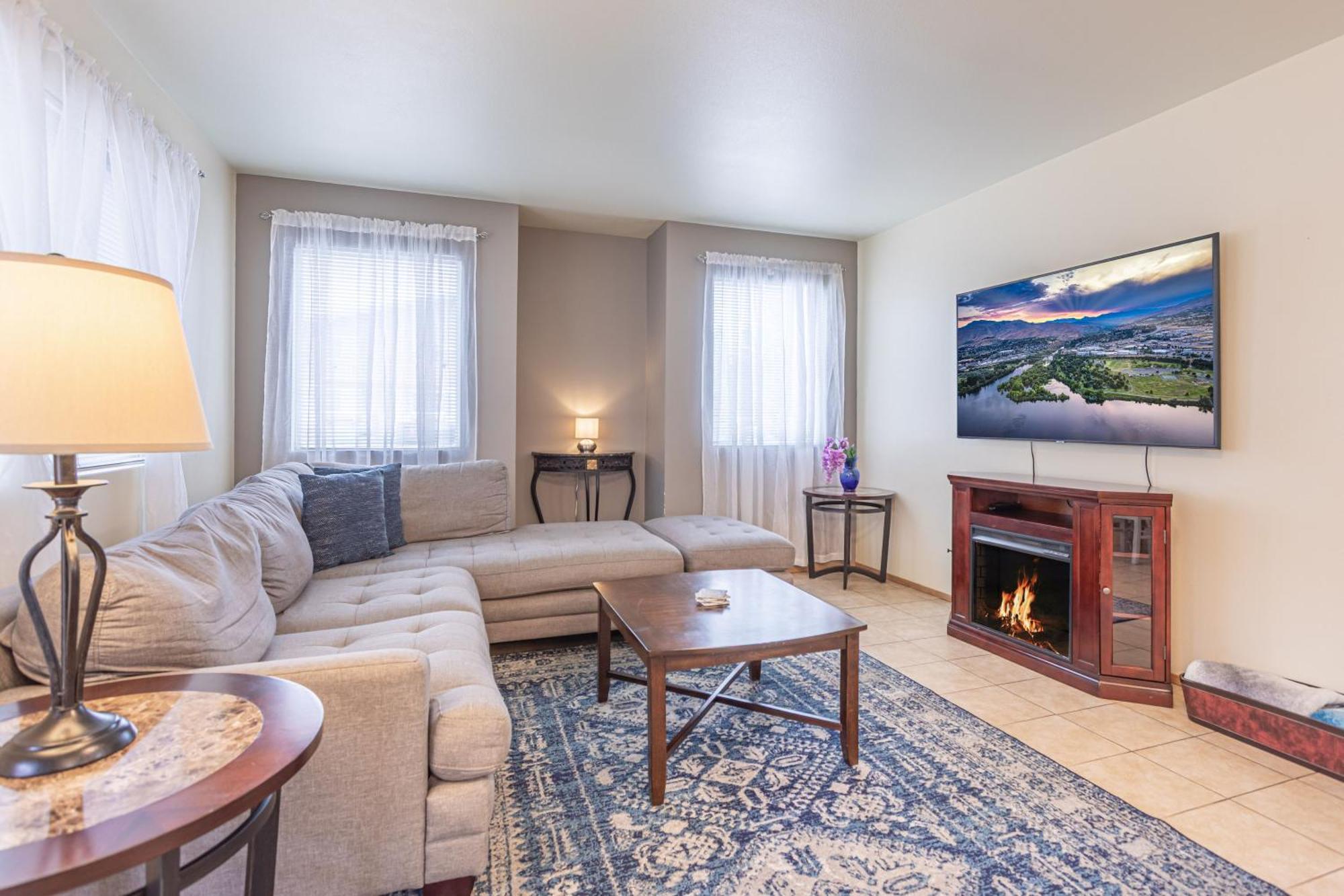 Apartmán Walk To Downtown Leavenworth * Sleeps 6 + Pets * Ground Level Gem! Exteriér fotografie